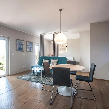 Апартаменты Sea View Debeli Rtic Анкаран
