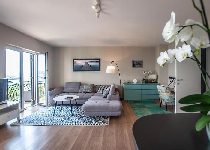 Sea View Debeli Rtic Daire *