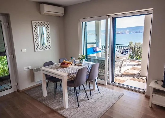 Sea View Debeli Rtic Daire *