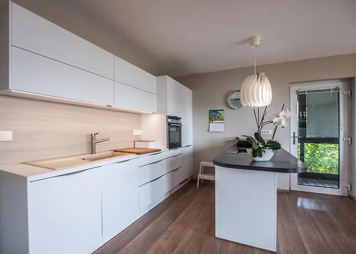 Sea View Debeli Rtic Daire *